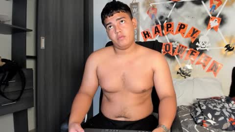 percibal_junior1 online show from 10/31/25, 11:22