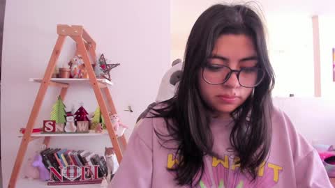 Sarah Ana Banana online show from 12/31/24, 01:08