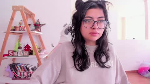 Sarah Ana Banana online show from 01/11/25, 01:53