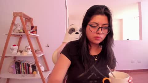 Sarah Ana Banana online show from 02/07/25, 10:20