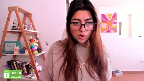 Sarah Ana Banana online show from 03/03/26, 07:20