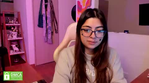 Snapshot of perfect__ana chatting on 07/17/26, 01:45 Sarah Ana Banana online show from 07/17/26, 01:45
