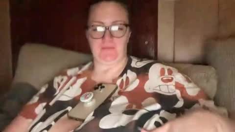 Snapshot of perfectnips742 chatting on 12/13/24, 06:53 Nelly online show from 12/13/24, 06:53