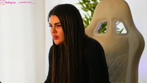 Snapshot of perfectt33n chatting on 02/27/25, 09:00 Dee online show from 02/27/25, 09:00