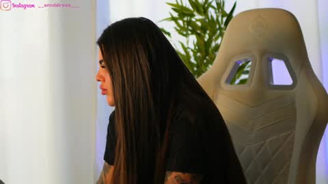 Snapshot of perfectt33n chatting on 03/04/25, 09:18 Dee online show from 03/04/25, 09:18