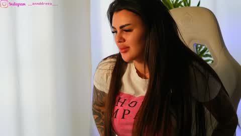 Snapshot of perfectt33n chatting on 03/12/25, 10:48 Dee online show from 03/12/25, 10:48