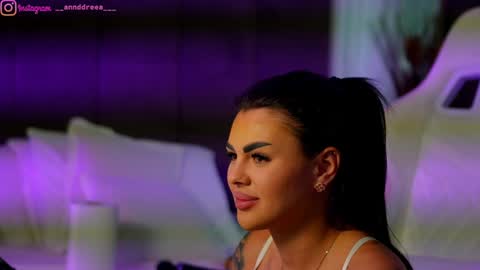 Snapshot of perfectt33n chatting on 09/26/25, 03:05 Dee online show from 09/26/25, 03:05