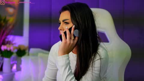 Snapshot of perfectt33n chatting on 11/18/25, 02:21 Dee online show from 11/18/25, 02:21