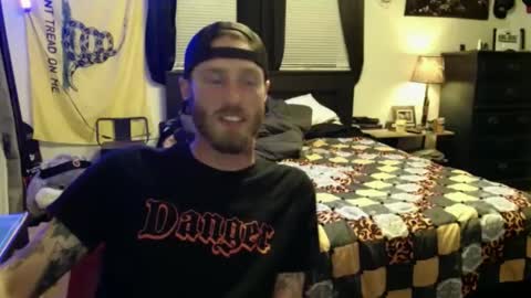 Snapshot of perfectwetfit chatting on 10/18/25, 04:15 ThePerfectFit online show from 10/18/25, 04:15