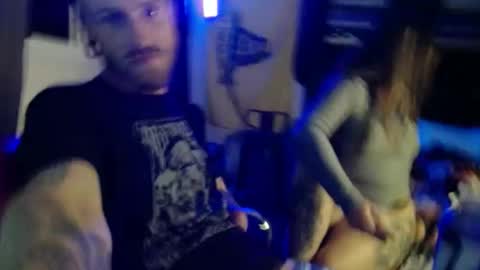 Snapshot of perfectwetfit chatting on 10/19/25, 06:14 ThePerfectFit online show from 10/19/25, 06:14