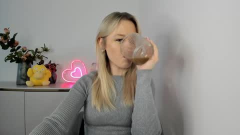 Cindy online show from 01/31/25, 01:12