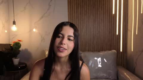 perla_lovely online show from 05/02/26, 12:43