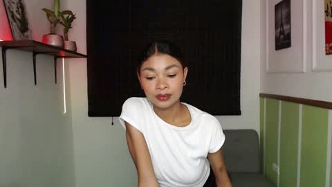 Perla online show from 11/08/25, 07:23