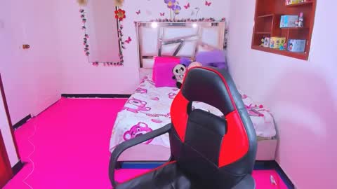 PERLA online show from 02/20/26, 01:46