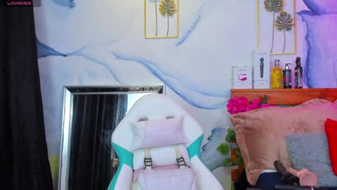 Perla Franco online show from 04/12/26, 12:04