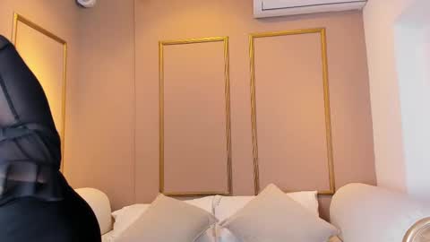 PerlaPreciosa online show from 09/23/25, 03:42