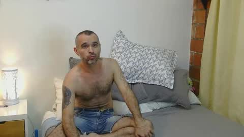 perrosoxxx online show from 01/16/25, 02:51