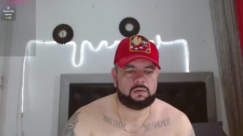 Snapshot of perverseveteranmanxxx chatting on 11/16/25, 04:12 Carlos online show from 11/16/25, 04:12