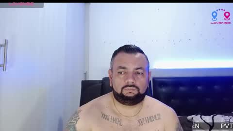 Carlos online show from 03/22/26, 01:31