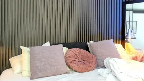 Lizza online show from 11/11/25, 11:21