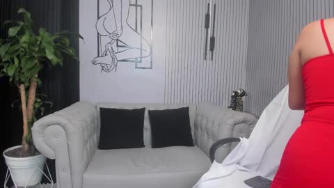 Snapshot of pervert_mia4u chatting on 02/10/26, 05:39 Mia online show from 02/10/26, 05:39