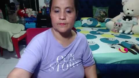 Snapshot of pervert_mommy_x chatting on 12/24/24, 10:55 SAMY online show from 12/24/24, 10:55