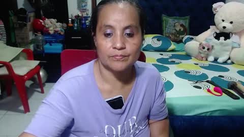 Snapshot of pervert_mommy_x chatting on 12/24/24, 02:44 SAMY online show from 12/24/24, 02:44