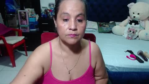 Snapshot of pervert_mommy_x chatting on 01/02/25, 10:05 SAMY online show from 01/02/25, 10:05