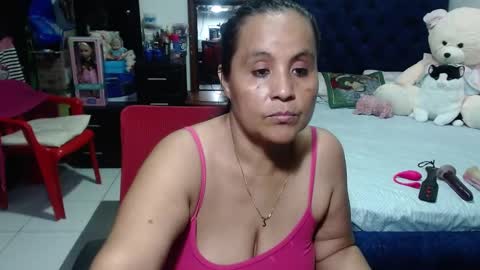 Snapshot of pervert_mommy_x chatting on 01/02/25, 04:46 SAMY online show from 01/02/25, 04:46