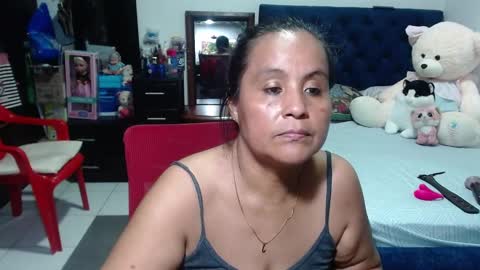 Snapshot of pervert_mommy_x chatting on 01/03/25, 02:51 SAMY online show from 01/03/25, 02:51