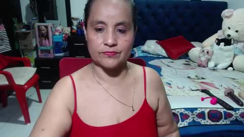 Snapshot of pervert_mommy_x chatting on 01/11/25, 11:34 SAMY online show from 01/11/25, 11:34