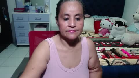 Snapshot of pervert_mommy_x chatting on 09/20/25, 10:38 SAMY online show from 09/20/25, 10:38