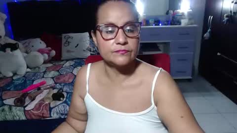 Snapshot of pervert_mommy_x chatting on 01/06/26, 09:46 SAMY online show from 01/06/26, 09:46