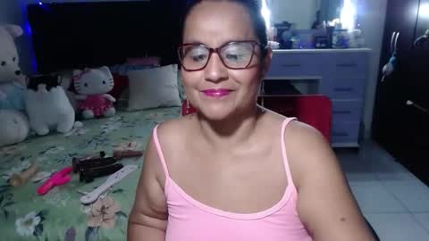 Snapshot of pervert_mommy_x chatting on 01/16/26, 10:30 SAMY online show from 01/16/26, 10:30