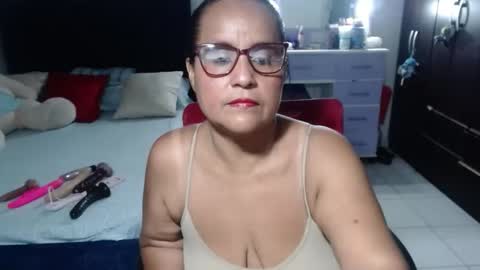 Snapshot of pervert_mommy_x chatting on 02/03/26, 10:42 SAMY online show from 02/03/26, 10:42