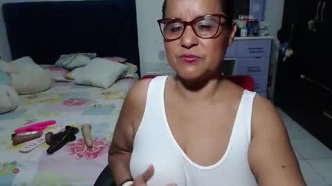 Snapshot of pervert_mommy_x chatting on 02/07/26, 10:30 SAMY online show from 02/07/26, 10:30