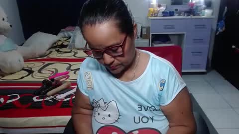 Snapshot of pervert_mommy_x chatting on 04/28/26, 09:47 SAMY online show from 04/28/26, 09:47