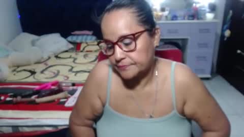 Snapshot of pervert_mommy_x chatting on 04/29/26, 10:08 SAMY online show from 04/29/26, 10:08