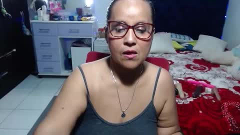 Snapshot of pervert_mommy_x chatting on 05/23/26, 10:08 SAMY online show from 05/23/26, 10:08