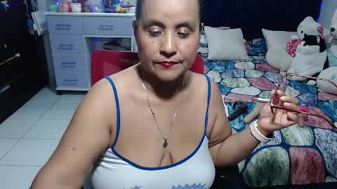 Snapshot of pervert_mommy_x chatting on 06/02/26, 09:22 SAMY online show from 06/02/26, 09:22