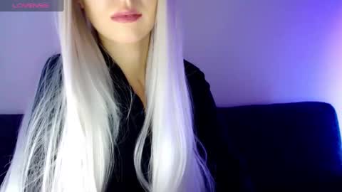 Snapshot of pervyblonde chatting on 01/14/25, 12:03 Isabella online show from 01/14/25, 12:03