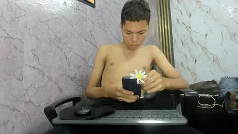 petal_bigx19 online show from 07/13/26, 07:16