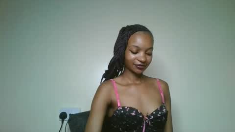 Snapshot of petal_palette chatting on 05/07/26, 05:51 Lolly online show from 05/07/26, 05:51