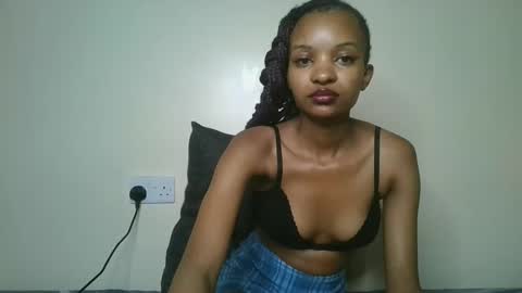 Snapshot of petal_palette chatting on 05/25/26, 07:09 Lolly online show from 05/25/26, 07:09