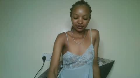 Snapshot of petal_palette chatting on 07/07/26, 05:21 Lolly online show from 07/07/26, 05:21