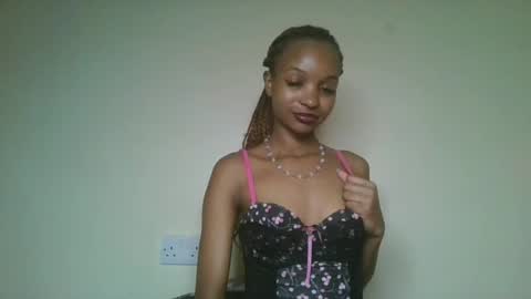 Snapshot of petal_palette chatting on 07/12/26, 01:13 Lolly online show from 07/12/26, 01:13