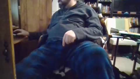 Snapshot of peter40770 chatting on 03/01/26, 12:12 peter40770 online show from 03/01/26, 12:12