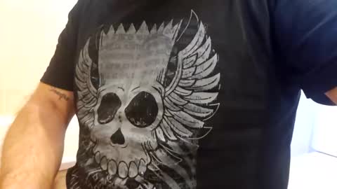 peter50831 online show from 10/18/25, 04:08