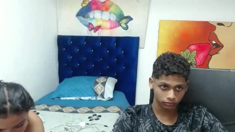 Snapshot of peter_hard_cock chatting on 02/18/25, 01:10 Peter and Shopia online show from 02/18/25, 01:10