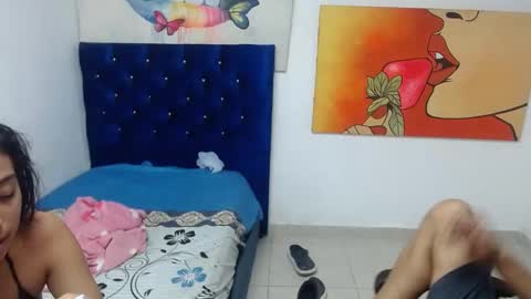 Snapshot of peter_hard_cock chatting on 02/18/25, 04:37 Peter and Shopia online show from 02/18/25, 04:37